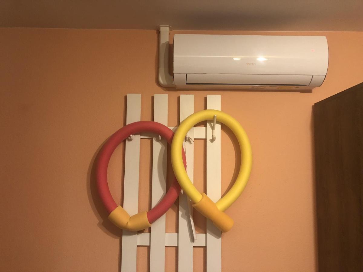 Respect Apartament Heviz Bagian luar foto